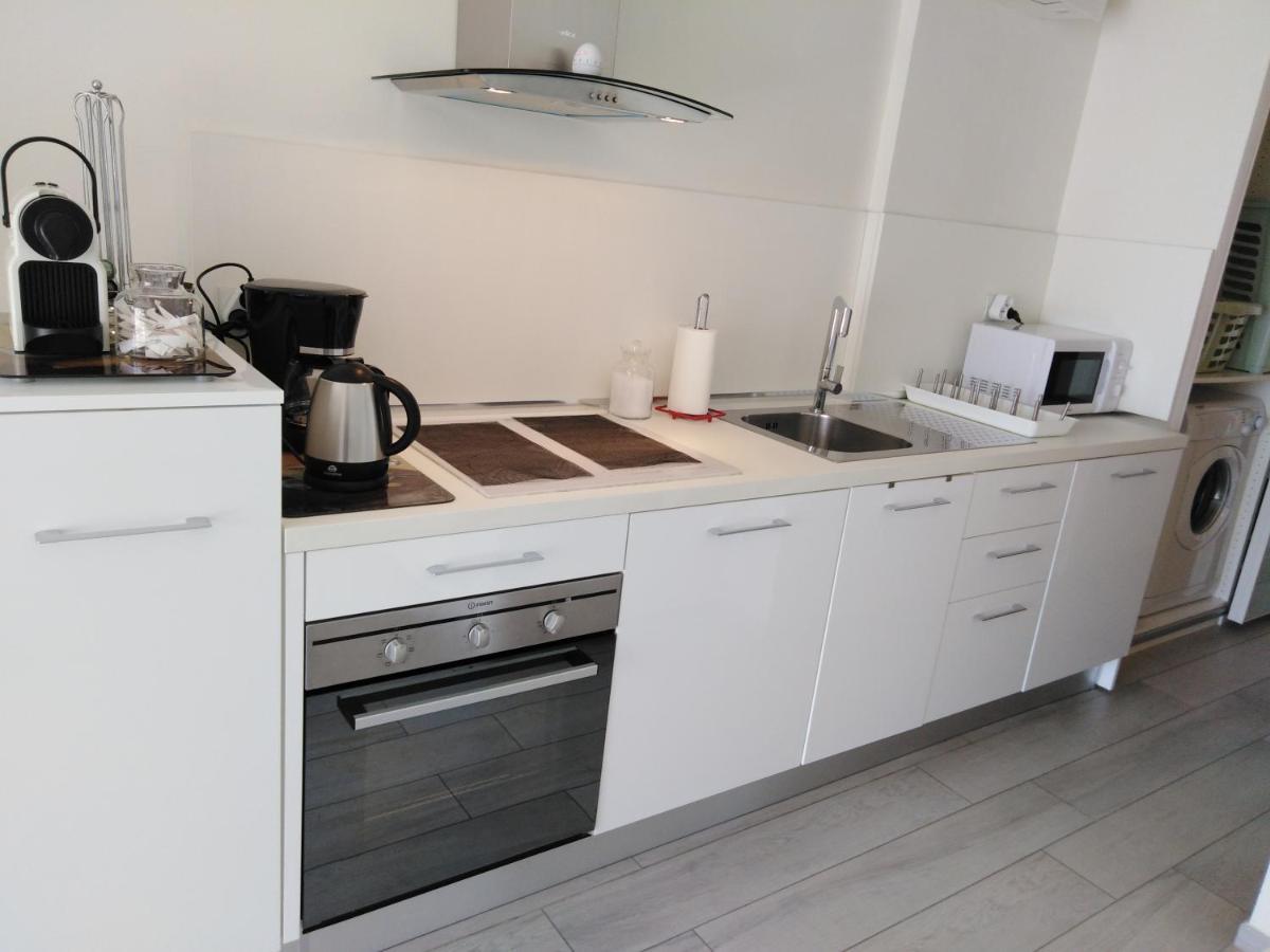 Le Palais Du Tropique Appartement Vue Mer 5E Etage Avec Ascenseur Juan-les-Pins Eksteriør bilde