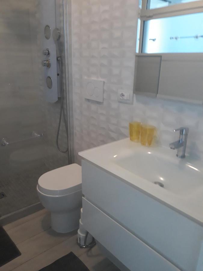 Le Palais Du Tropique Appartement Vue Mer 5E Etage Avec Ascenseur Juan-les-Pins Eksteriør bilde